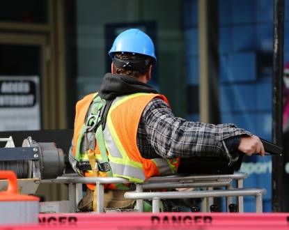 COMMERCIAL CONSTRUCTION SERVICE